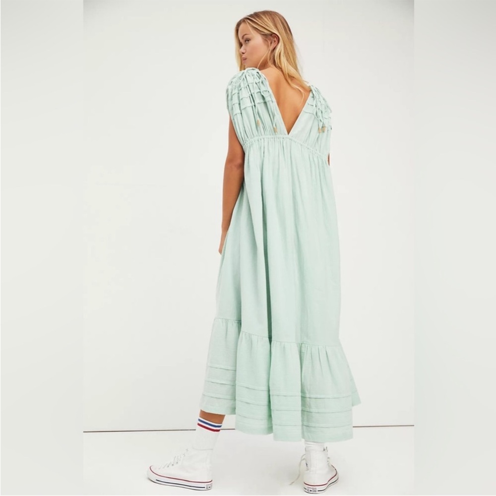 Free People In The Mood For This Midi Dress